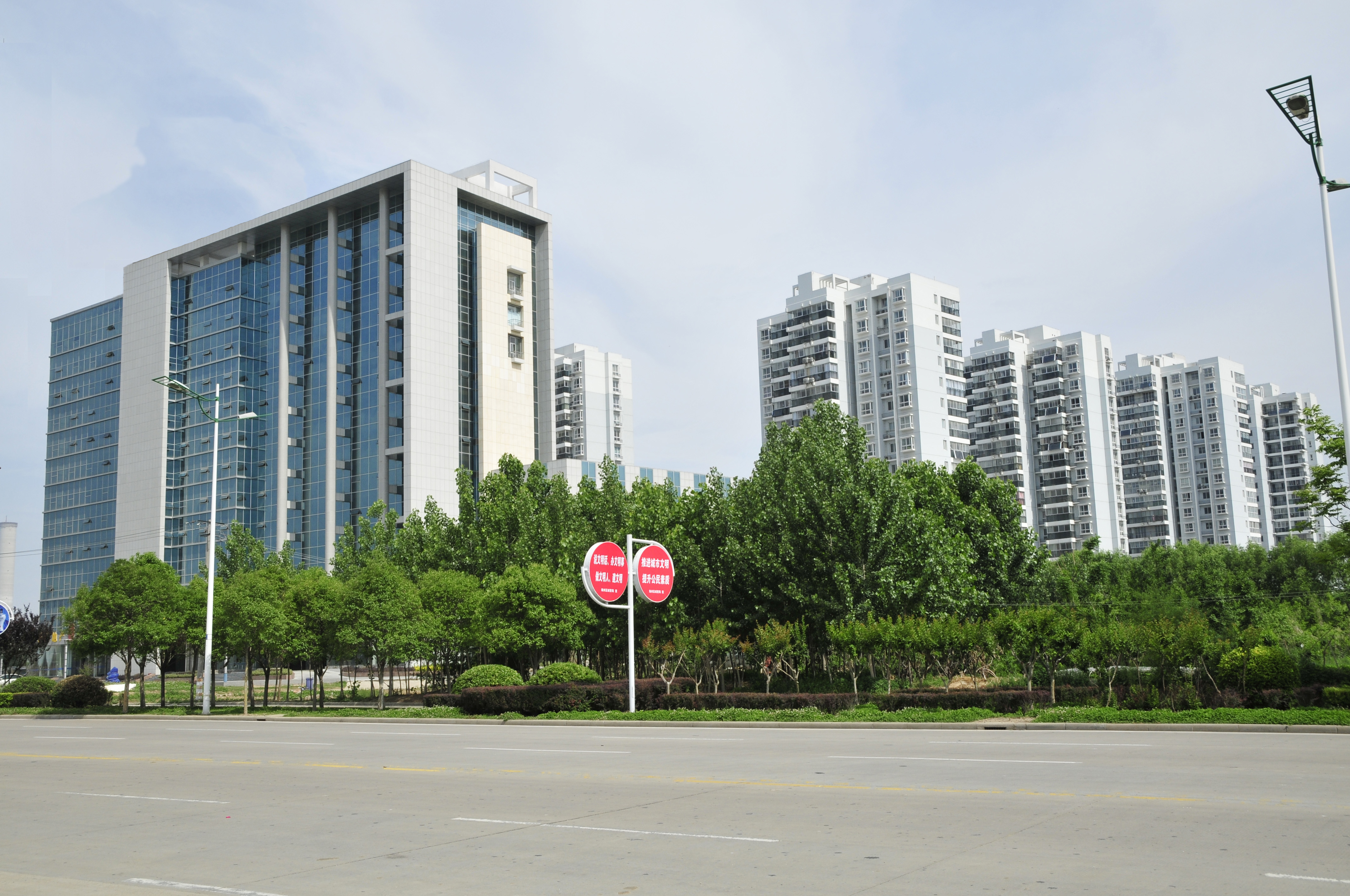 大楼.jpg